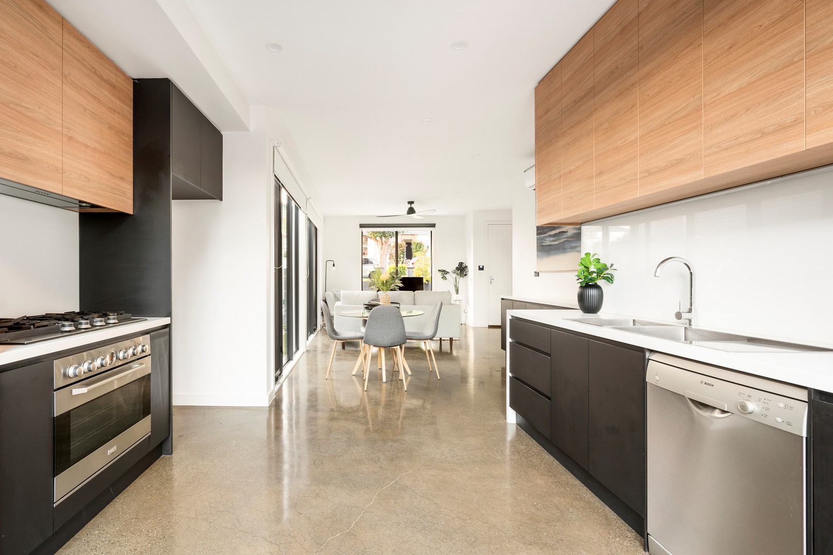 1/172 Collins Street, Thornbury, VIC 3071, Thornbury - Thumbnail 5