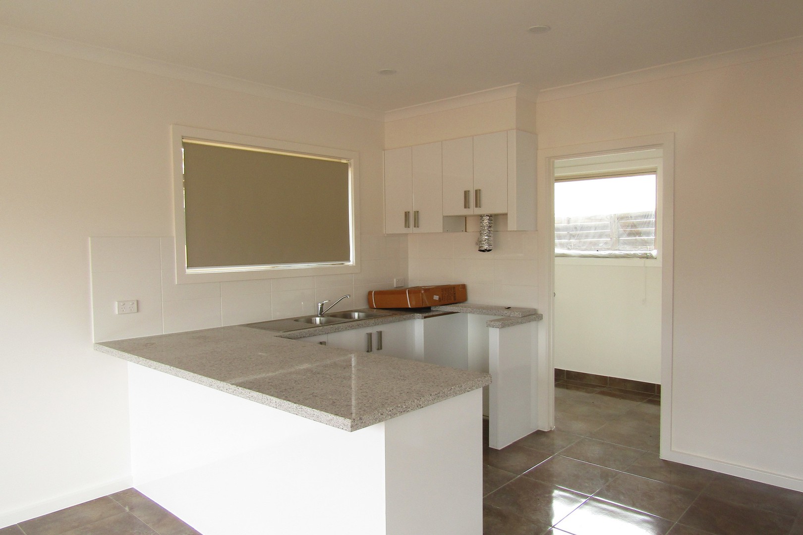 1/174 Leamington Street, Reservoir, VIC 3073, Reservoir - Thumbnail 4