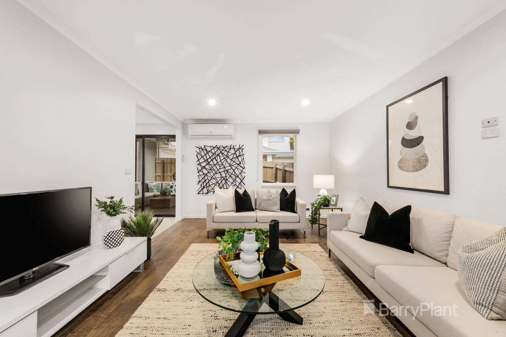1/18 Cousin Drive, Bayswater, VIC 3153, Bayswater - Thumbnail 2
