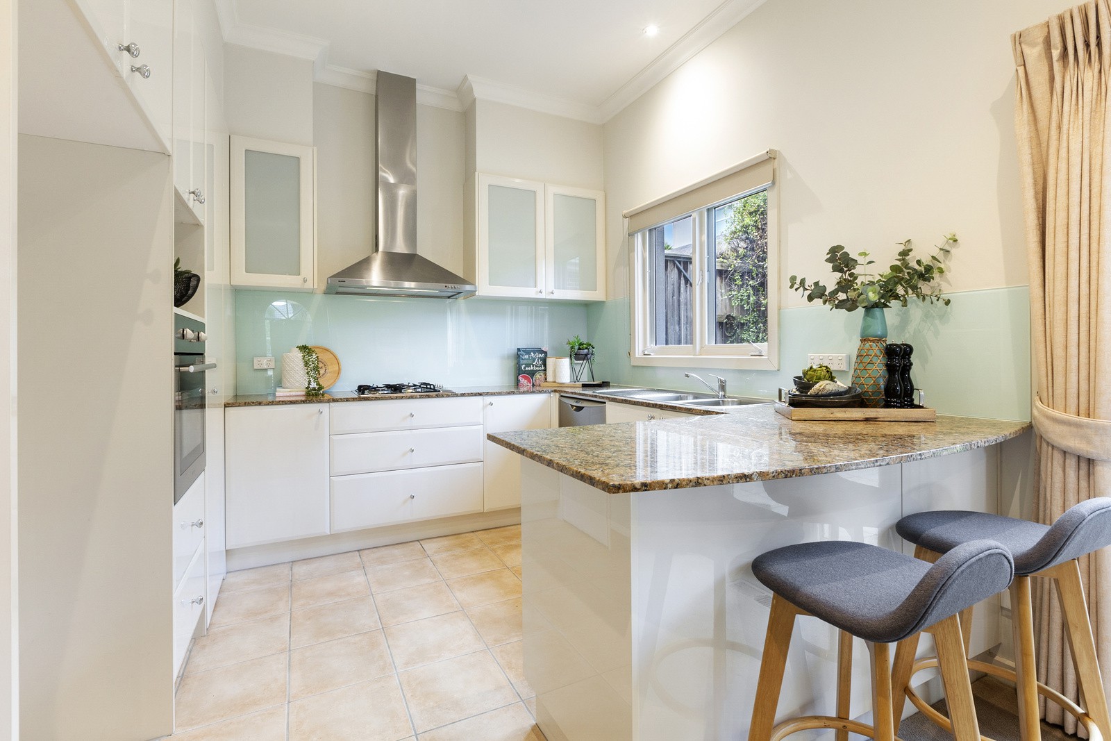 1/18 Harvie Street, Glen Waverley, VIC 3150, Glen Waverley - Thumbnail 3
