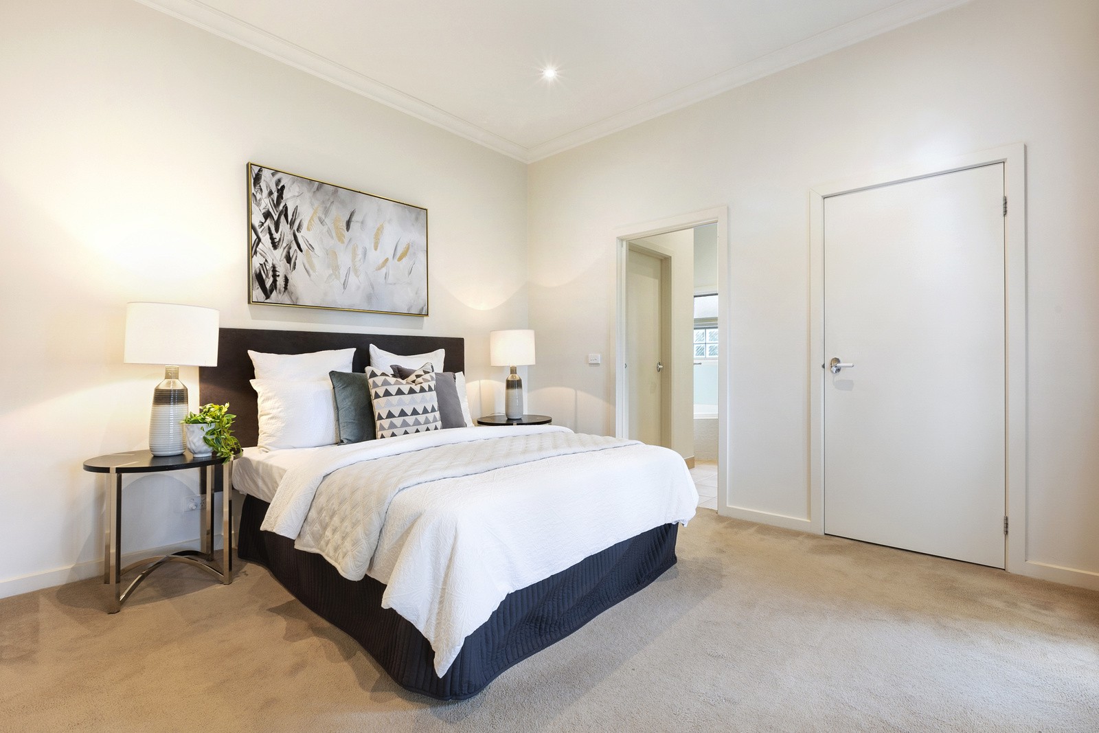 1/18 Harvie Street, Glen Waverley, VIC 3150, Glen Waverley - Thumbnail 5