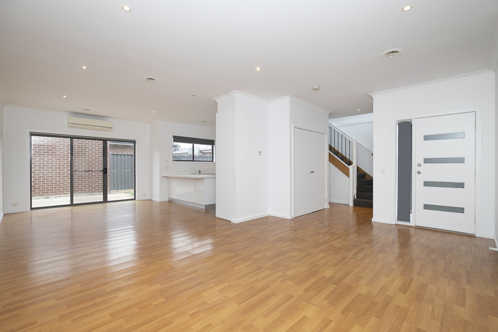 1/18 James Street, St Albans, VIC 3021 - Thumbnail 1 - 06/08/2026