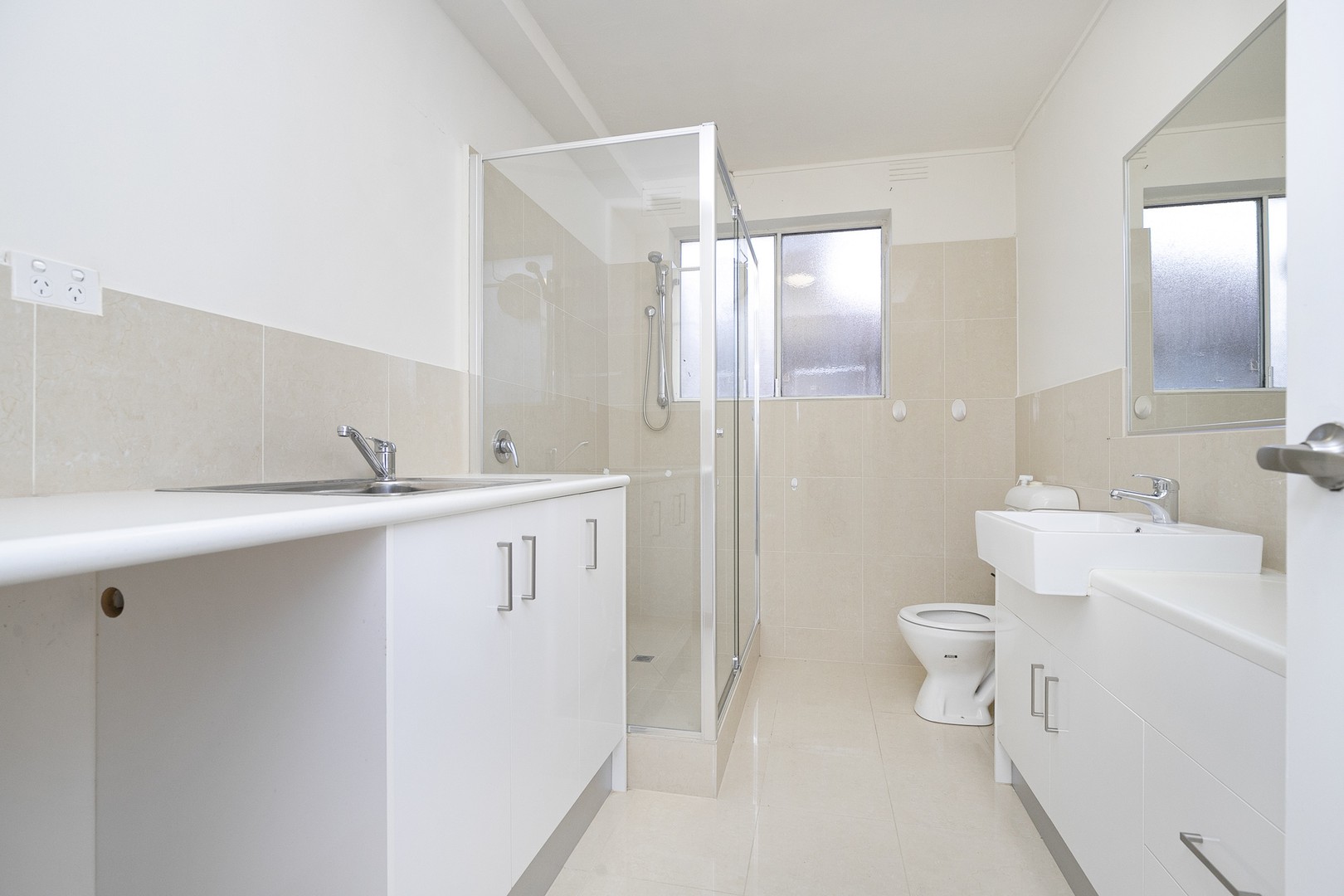 1/18 Marsden Crescent, St Albans, VIC 3021, St Albans - Thumbnail 3