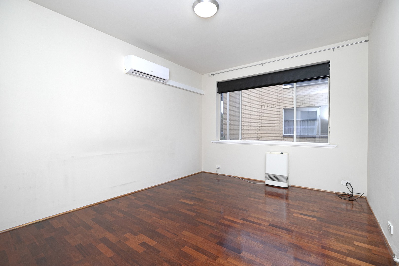 1/18 Marsden Crescent, St Albans, VIC 3021, St Albans - Thumbnail 4