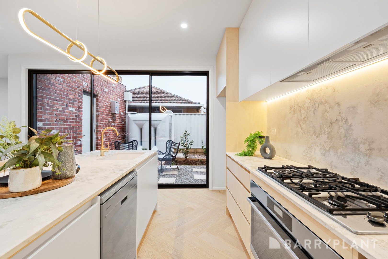 1/18 Rodings Street, Hadfield, VIC 3046, Hadfield - Thumbnail 5