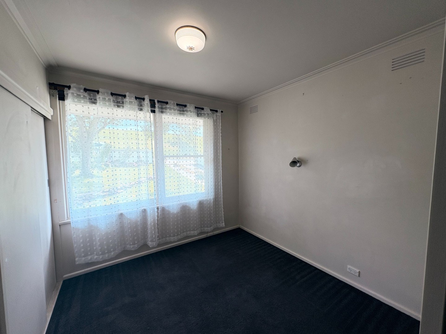 1/18 Scenic Rd, Highton, VIC 3216 - Thumbnail 2 - 10/10/2025