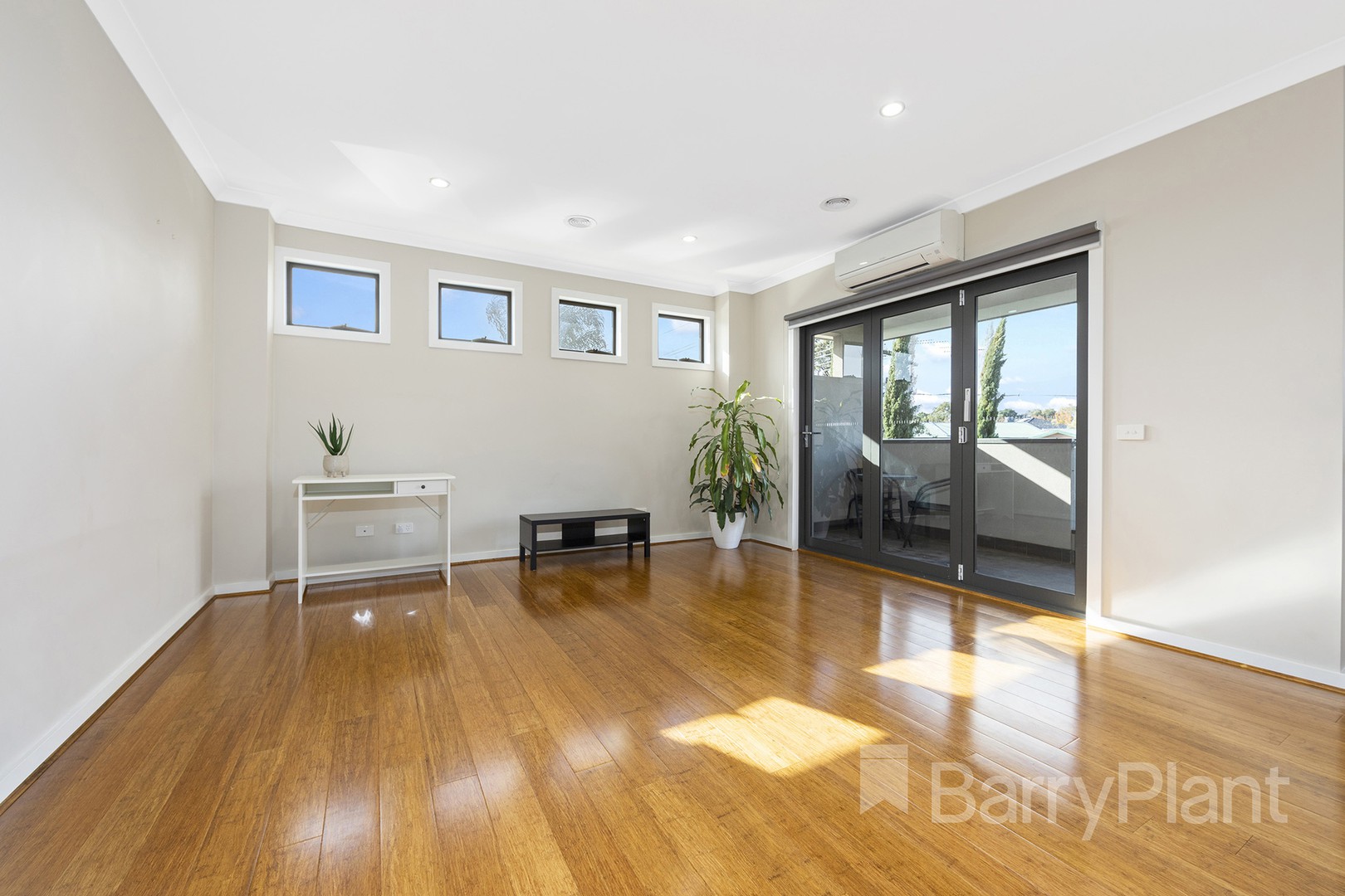 1/18 View Road, Springvale, VIC 3171, Springvale - Thumbnail 3