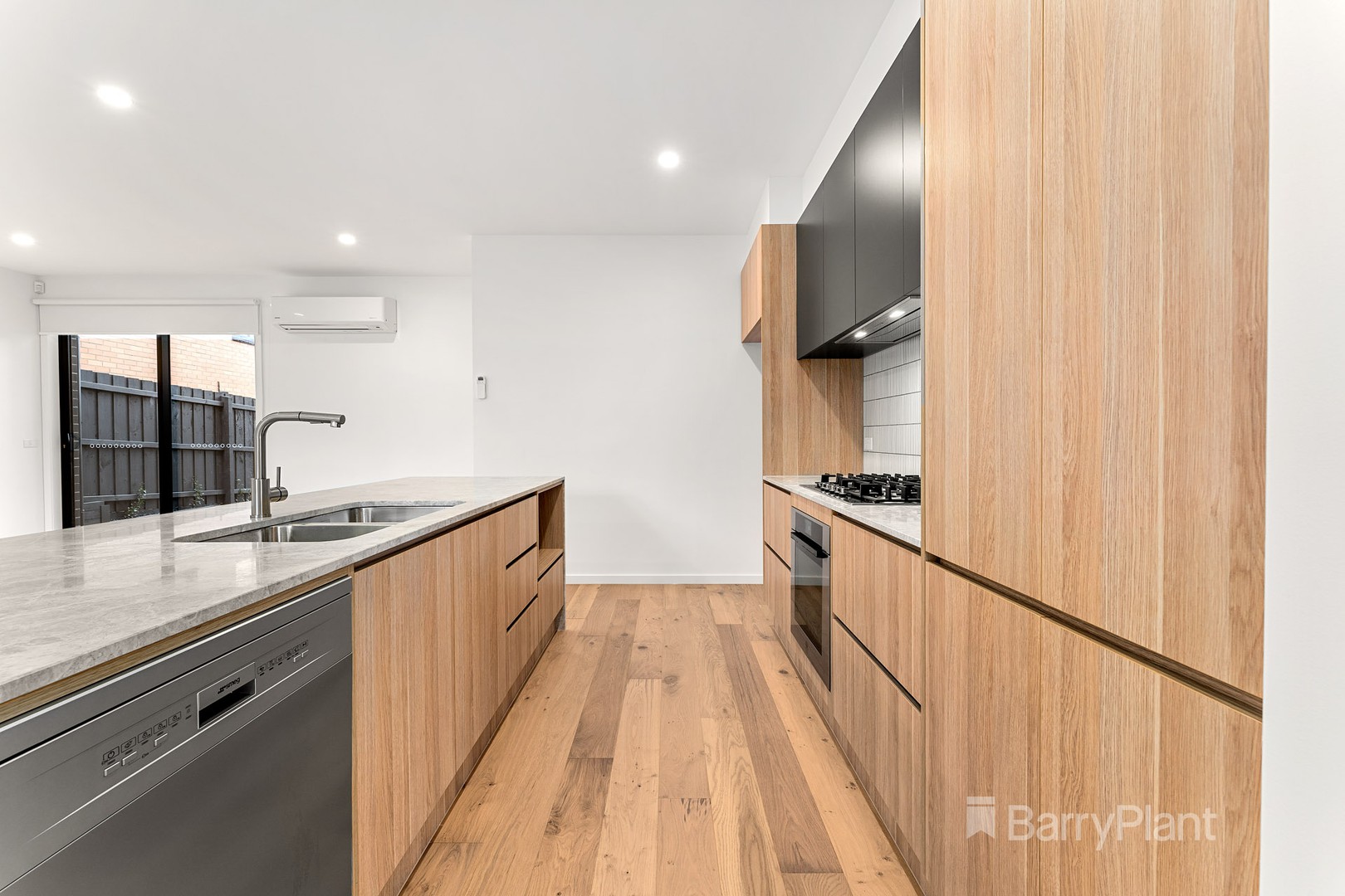 1/180 Waiora Road, Rosanna, VIC 3084, Rosanna - Thumbnail 3