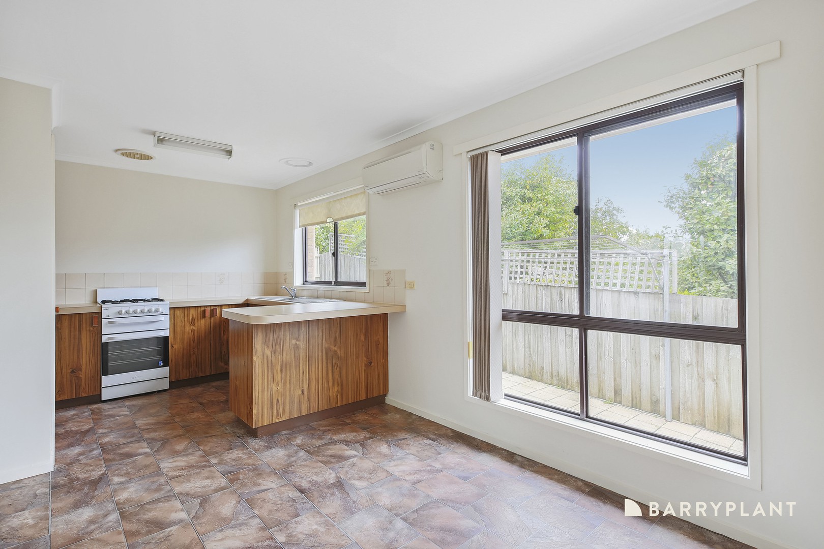 1/182 Albert Road, Warragul, VIC 3820 - Thumbnail 2 - 20/07/2026