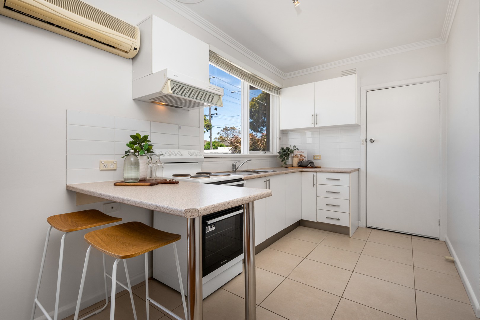 1/188 Church Street, Hamlyn Heights, VIC 3215 - Thumbnail 2 - 12/12/2025