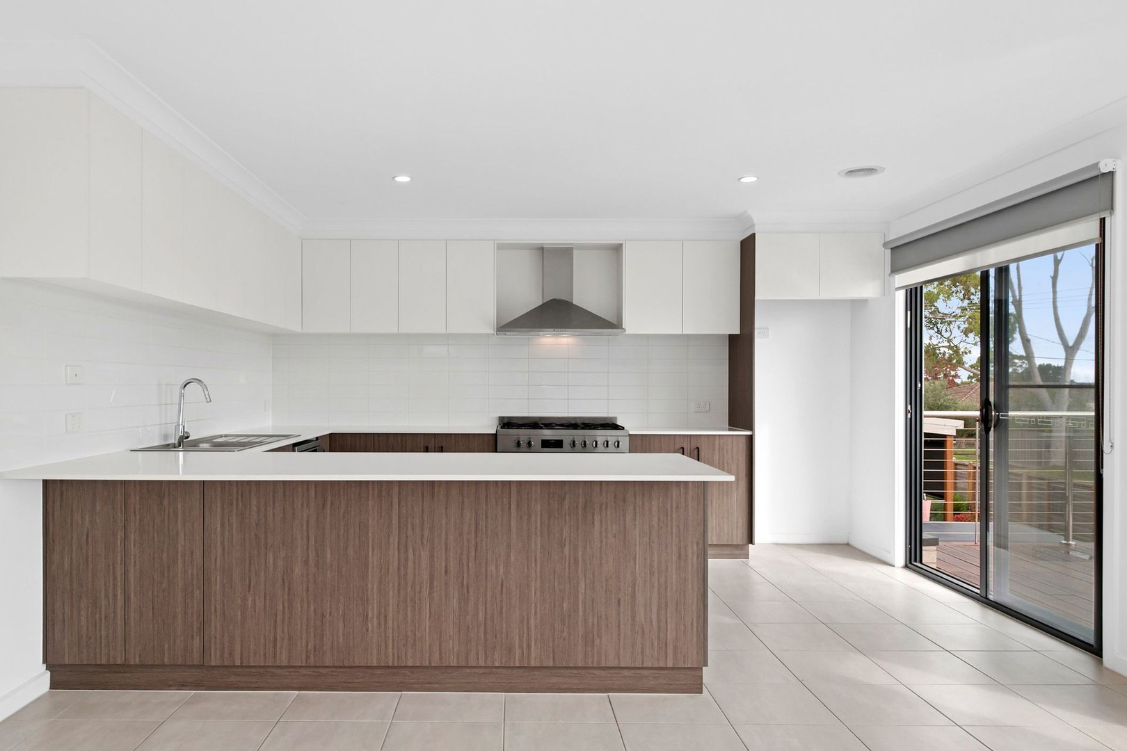 1/19 Canna Street, Dromana, VIC 3936 - Thumbnail 1 - 05/05/2025