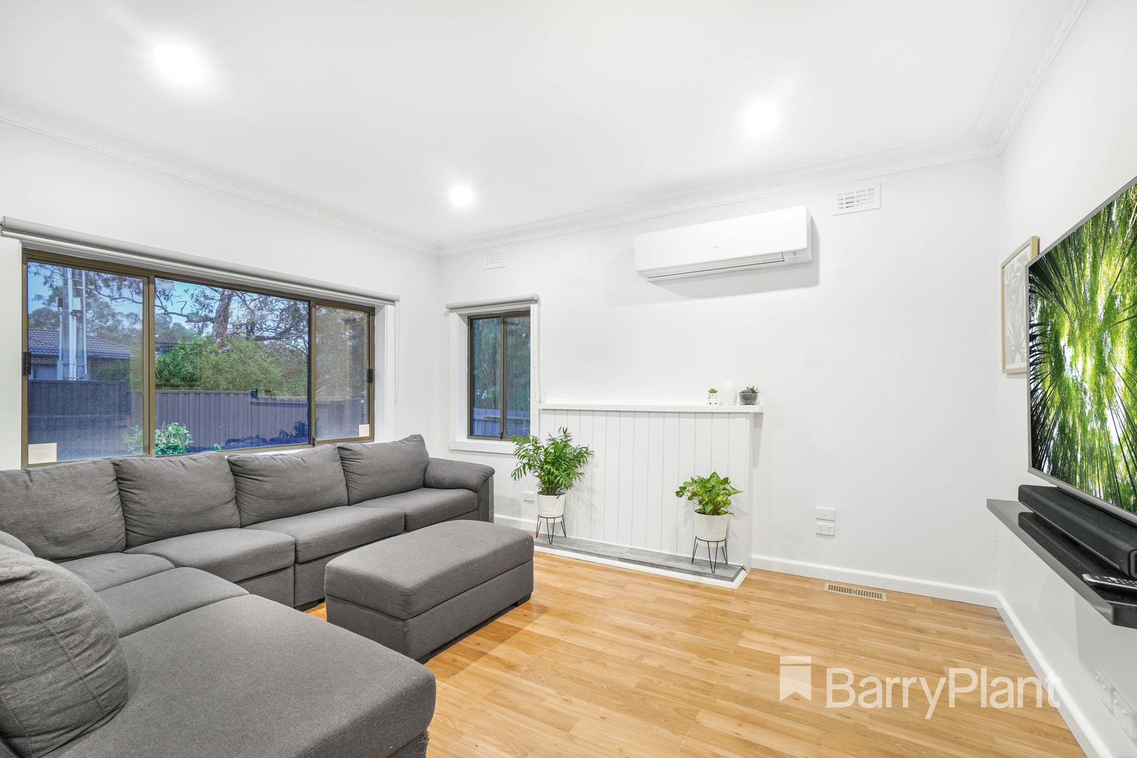 1/19 Laird Street, Croydon, VIC 3136, Croydon - Thumbnail 2