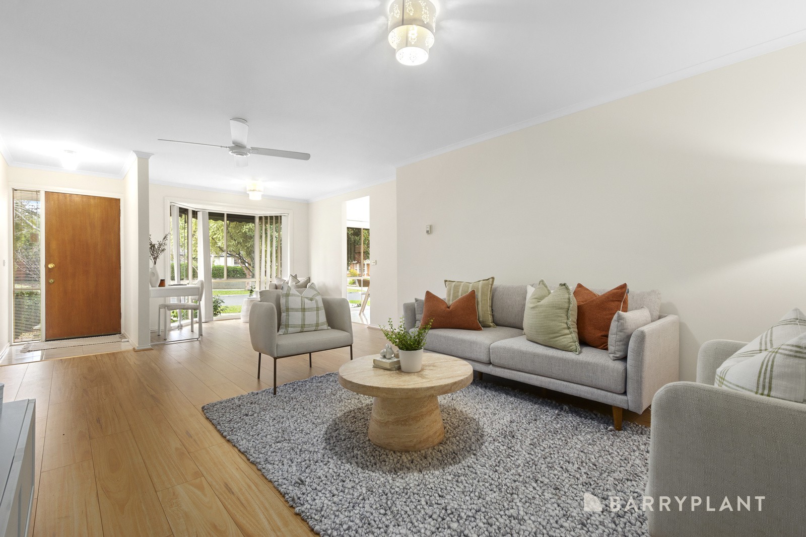 1/19 Pine Road, Bayswater, VIC 3153, Bayswater - Thumbnail 2