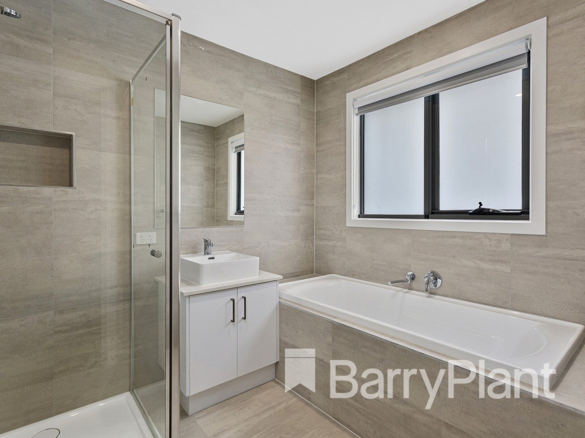 1/19 Rosebrook Street, Rosebud, VIC 3939 - Thumbnail 1 - 17/09/2021