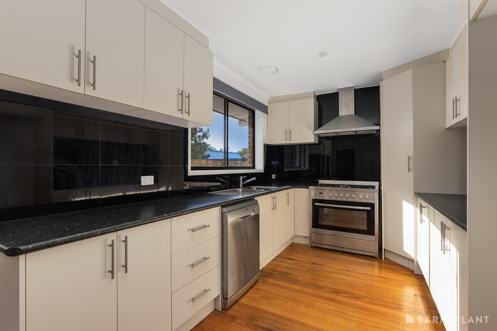 1/19 Rozelle Crescent, Ringwood East, VIC 3135 - Thumbnail 2 - 25/06/2026