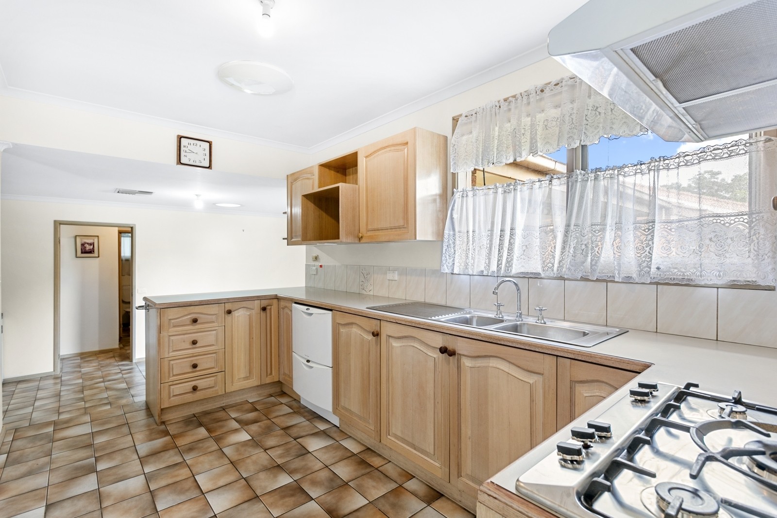 1/19 Somerset Drive, Dandenong North, VIC 3175, Dandenong North - Thumbnail 4