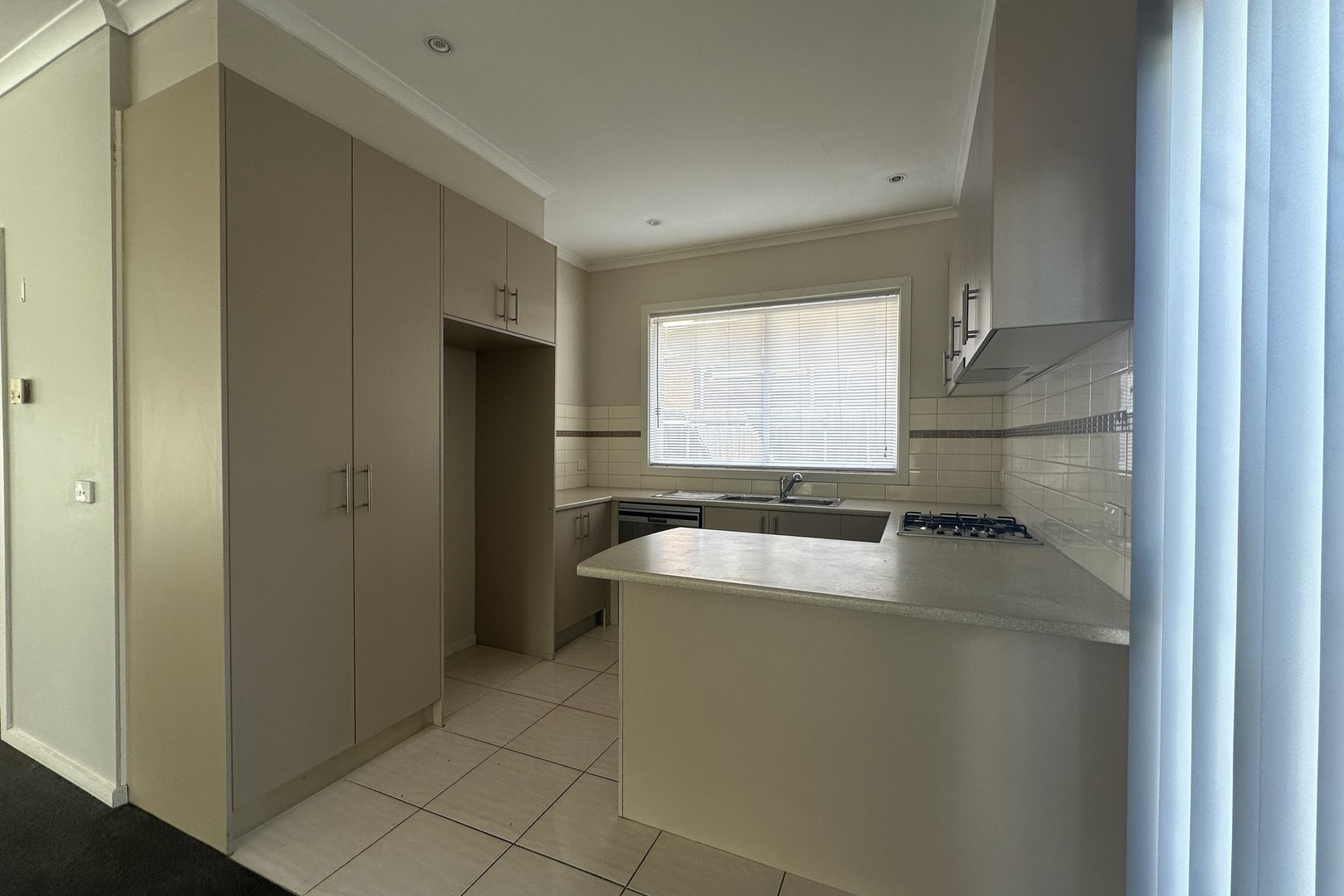 1/1A Thorogood Court, Taylors Lakes, VIC 3038, Taylors Lakes - Thumbnail 4