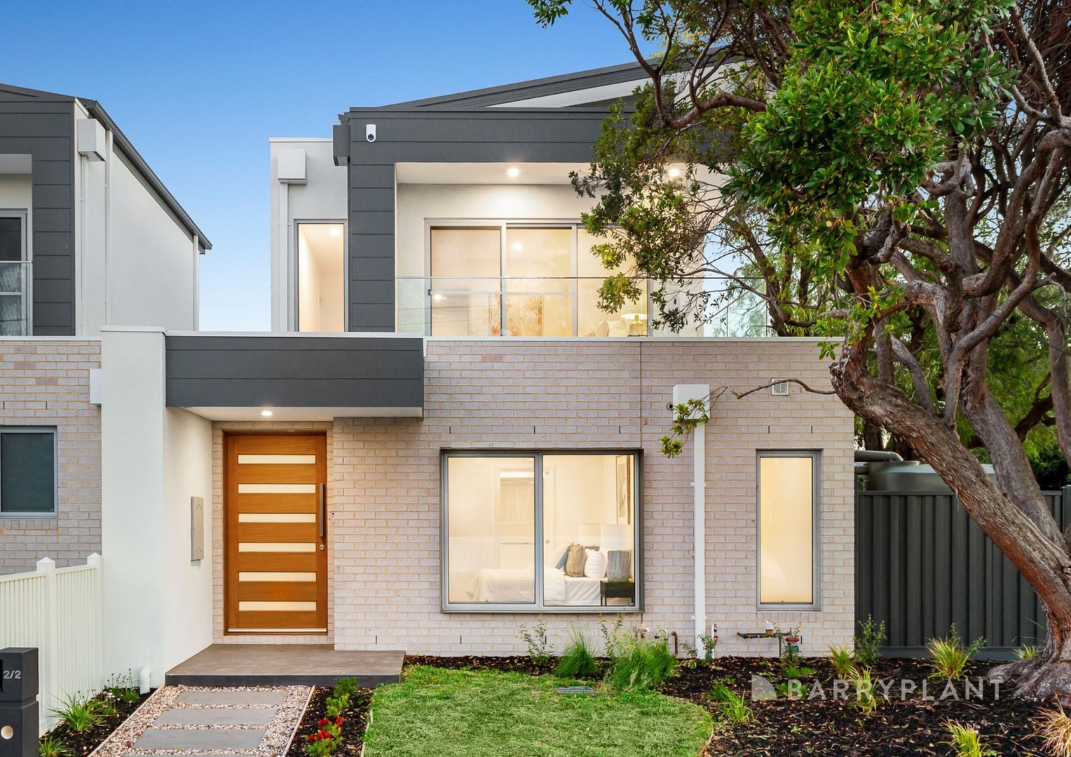 1 & 2/2 Helm Street, Aspendale, VIC 3195 - Thumbnail 2 - 14/11/2025