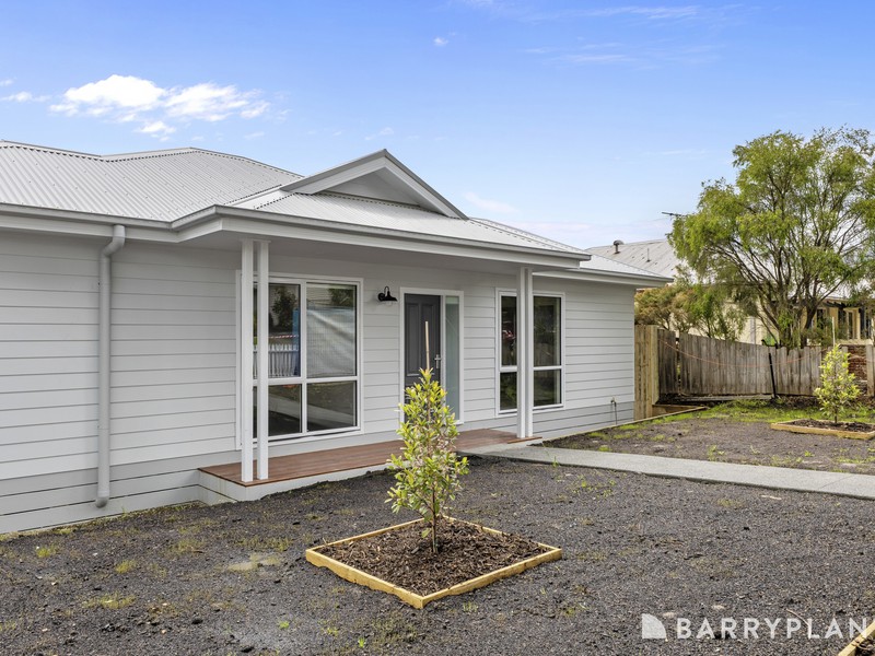 1 2 & 3/15 St Leonards Road, Healesville, VIC 3777 - Image - 02/12/2025