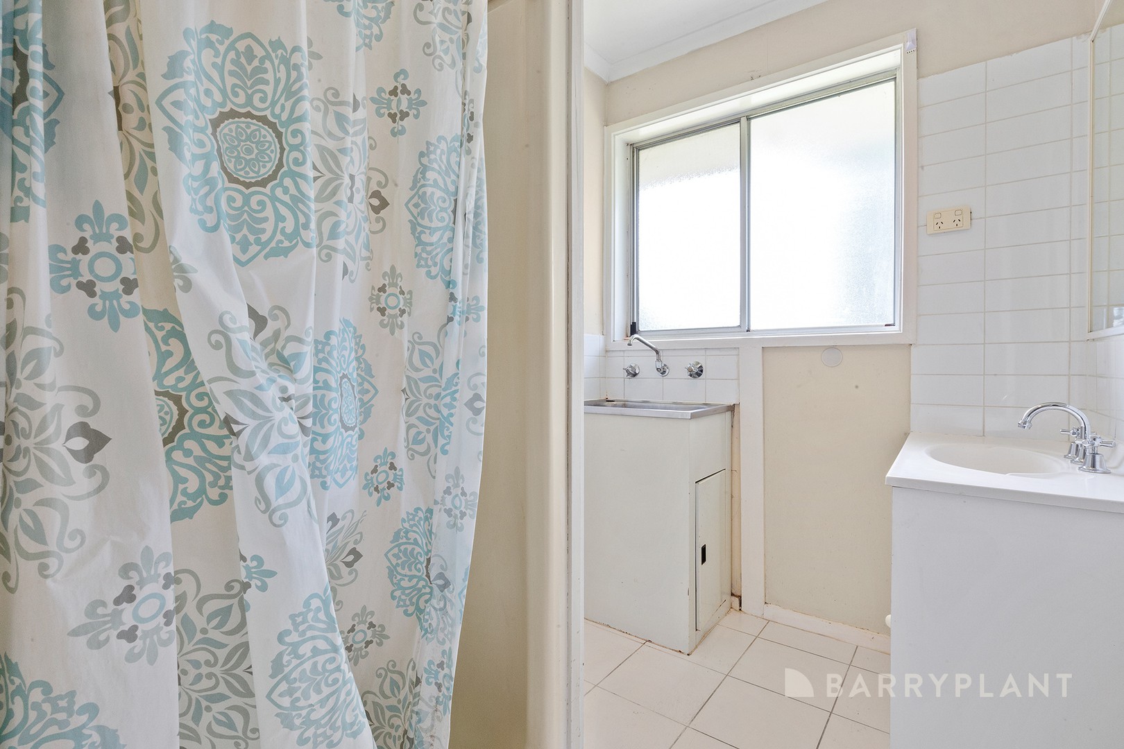 1/2-4 Charles Street, Pakenham, VIC 3810, Pakenham - Thumbnail 8