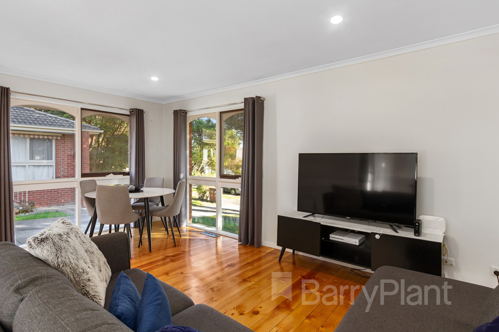 1/2 Alvina Street, Ferntree Gully, VIC 3156, Ferntree Gully - Thumbnail 2