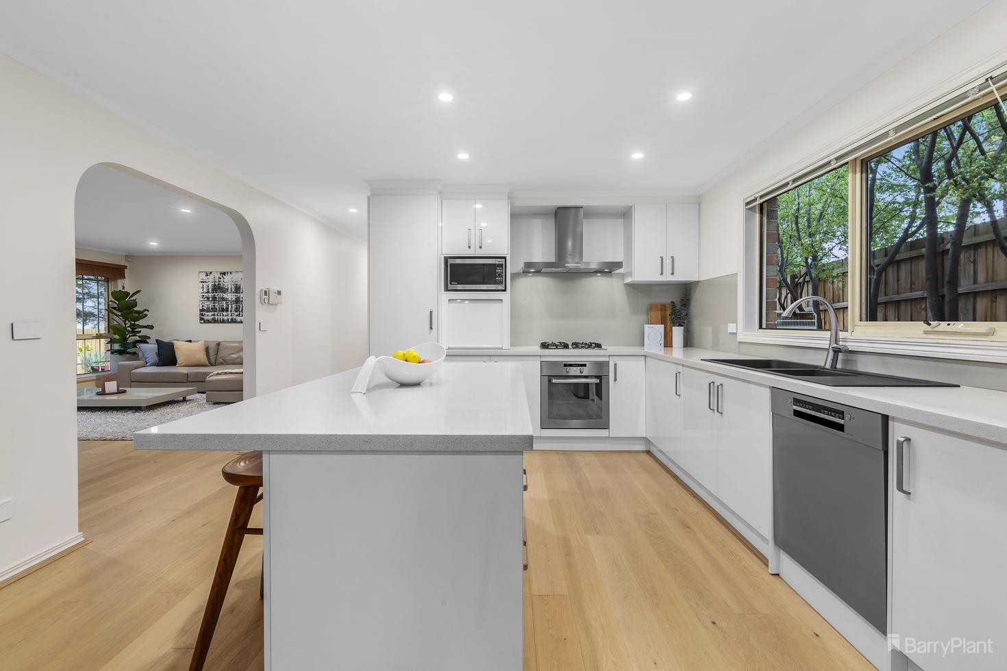 1/2 Beverly Hills Drive, Templestowe, VIC 3106, Templestowe - Thumbnail 5