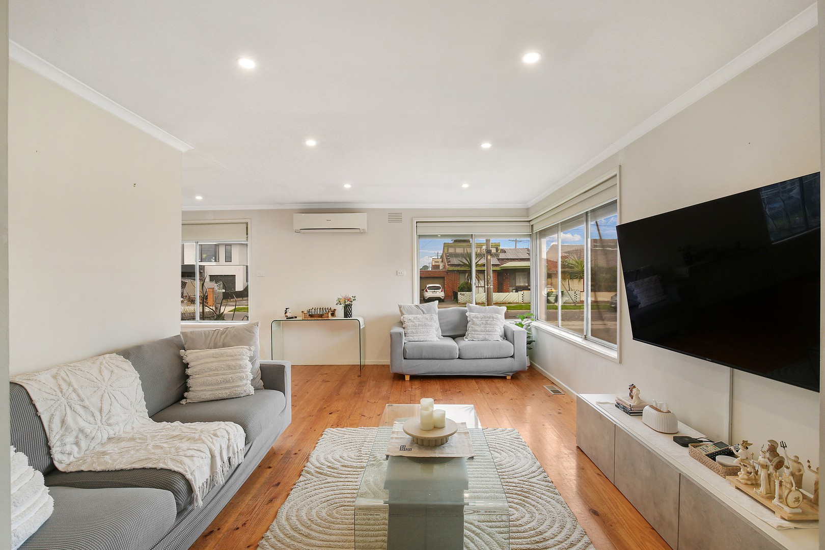1/2 Burton Street, Lalor, VIC 3075, Lalor - Thumbnail 4