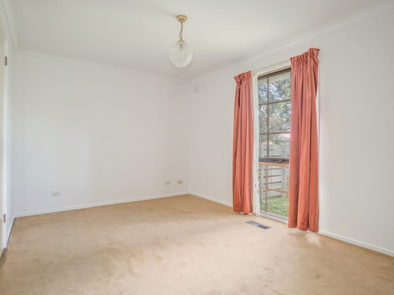 1/2 Clan Brae Avenue, Burwood, VIC 3125, Burwood - Thumbnail 3