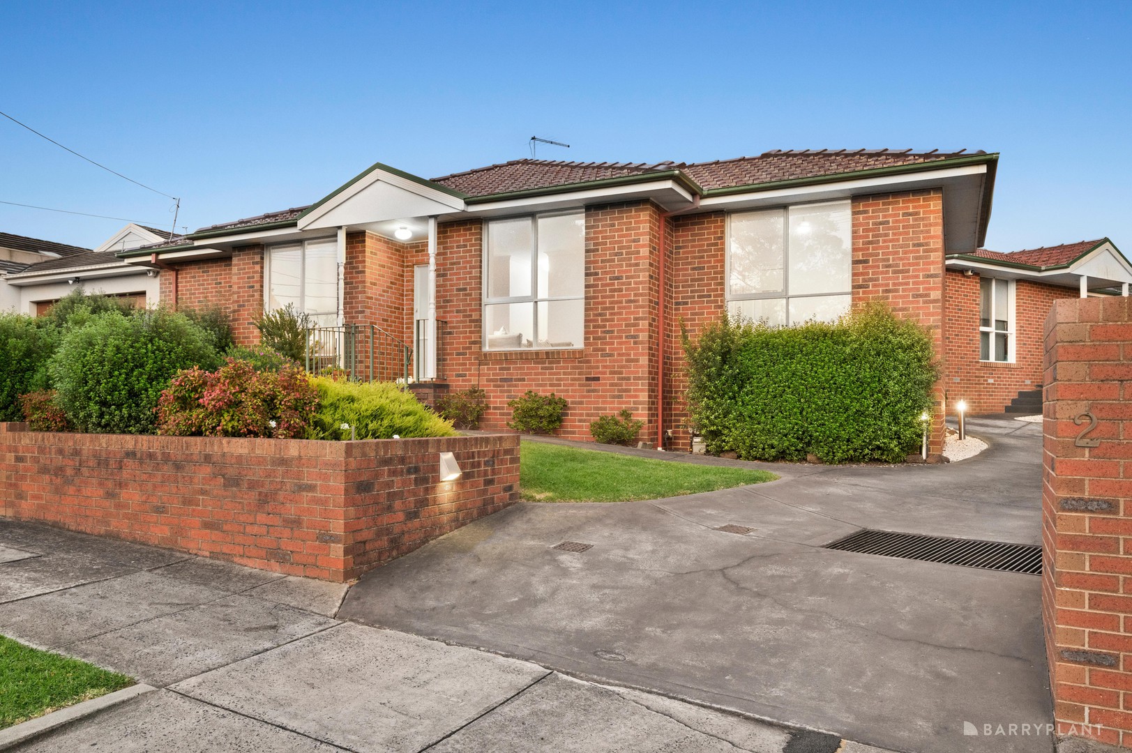 1/2 Dumossa Avenue, Bulleen, VIC 3105 - Thumbnail 2 - 23/04/2026