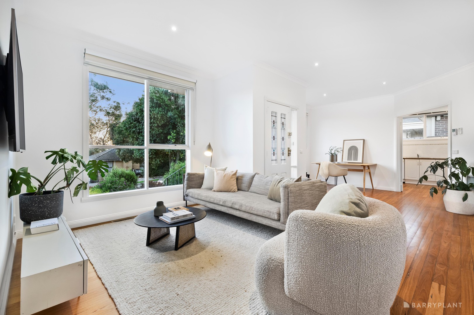 1/2 Dumossa Avenue, Bulleen, VIC 3105 - Thumbnail 2 - 23/04/2026