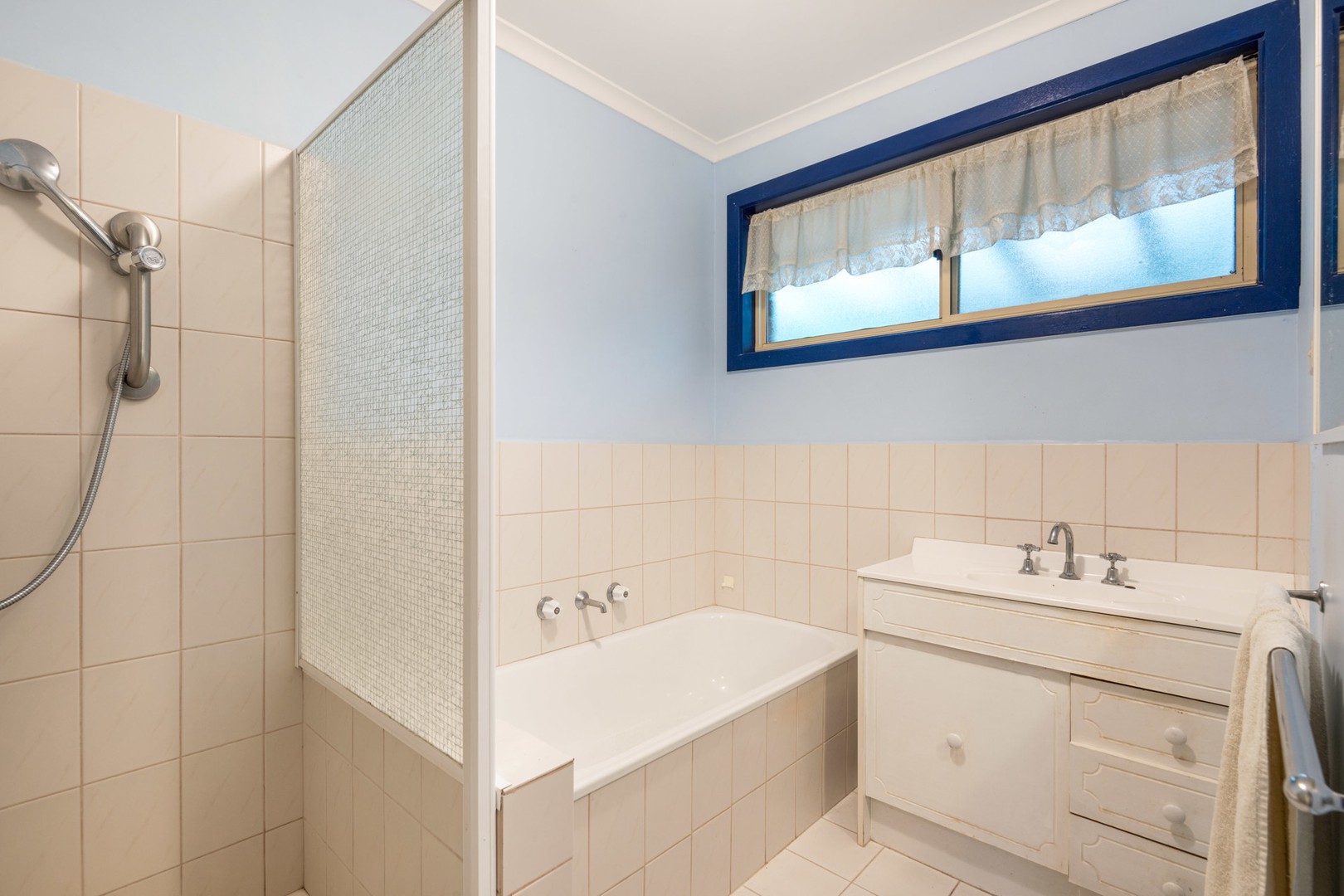 1/2 Enbrook Court, Grovedale, VIC 3216, Grovedale - Thumbnail 6