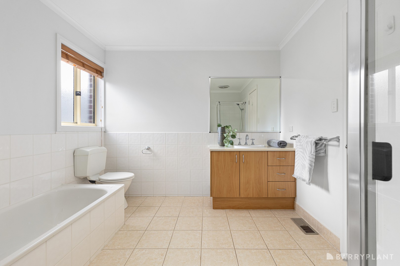 1/2 Georges Road, Ringwood, VIC 3134, Ringwood - Thumbnail 7