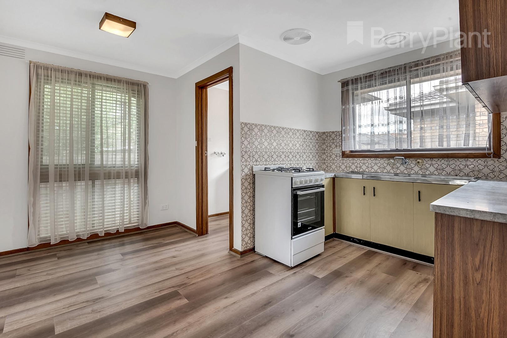 1/2 Leamington Street, Reservoir, VIC 3073, Reservoir - Thumbnail 3