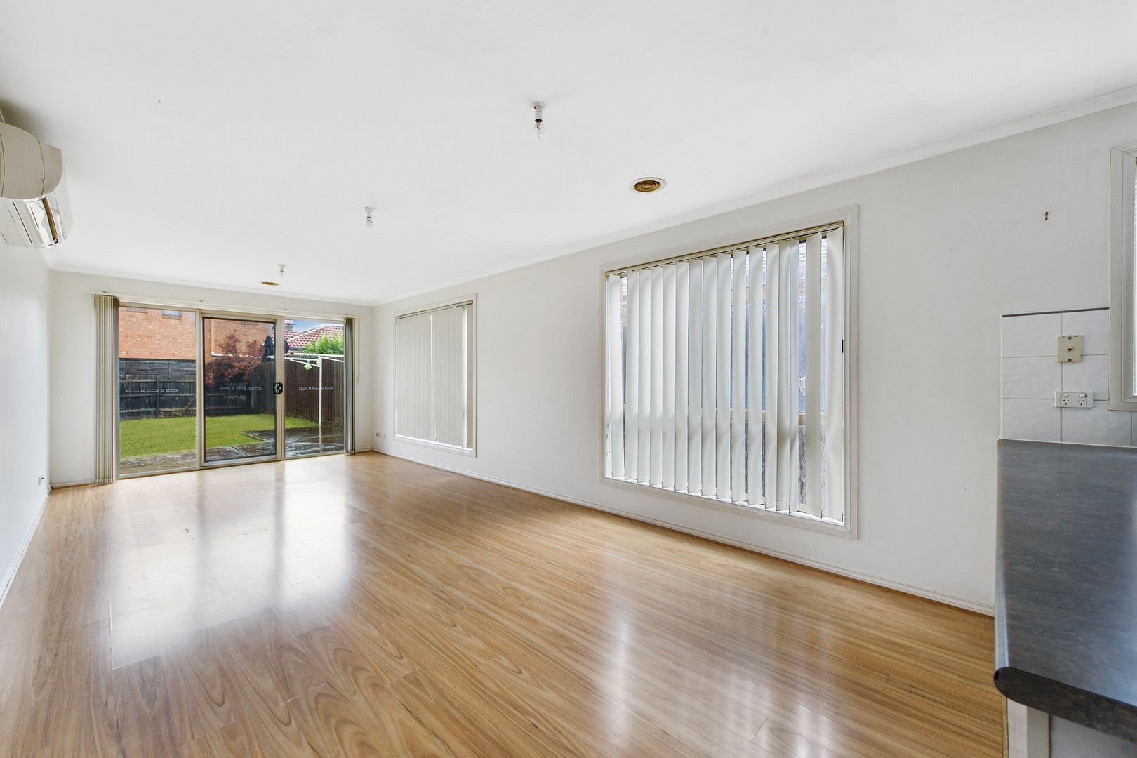 1/2 Lorraine CourtHillside, VIC 3037, Hillside - Thumbnail 3