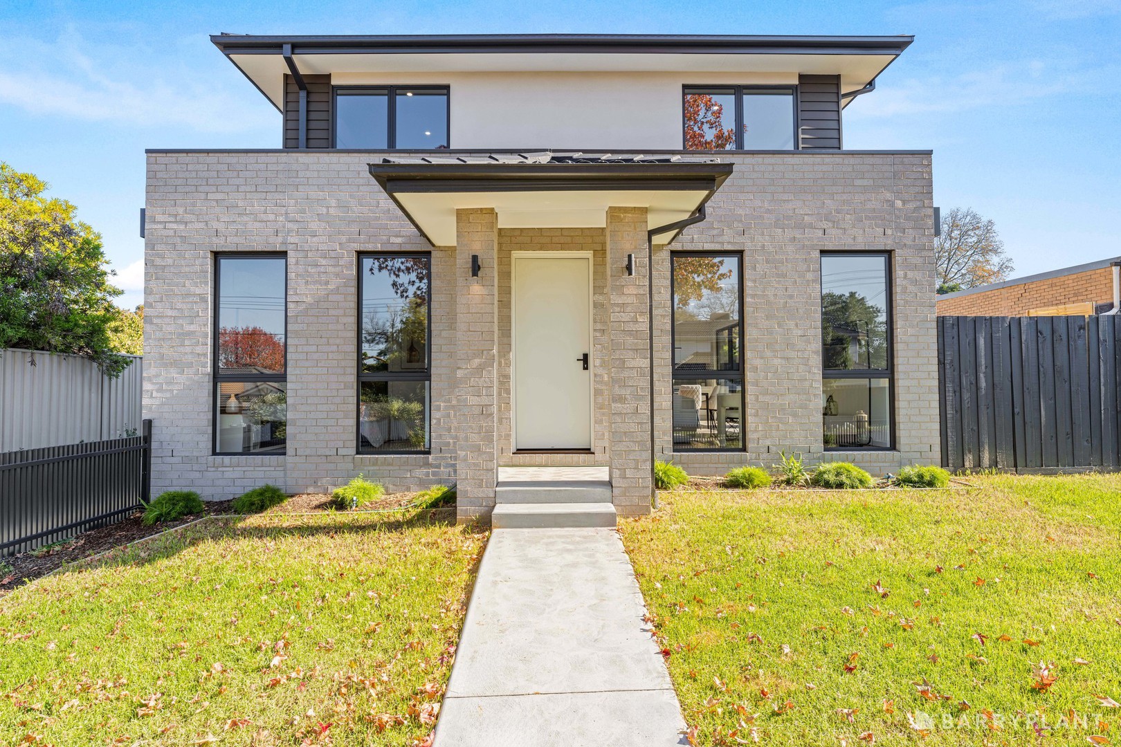 1/2 Philip Street, Heathmont, VIC 3135 - Thumbnail 2 - 15/05/2025