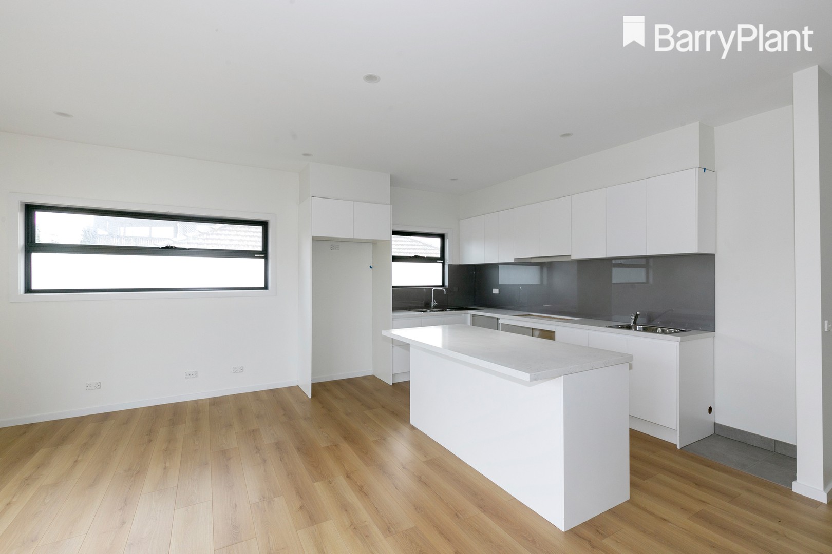 1/2 Queen Street, Frankston, VIC 3199, Frankston - Thumbnail 4