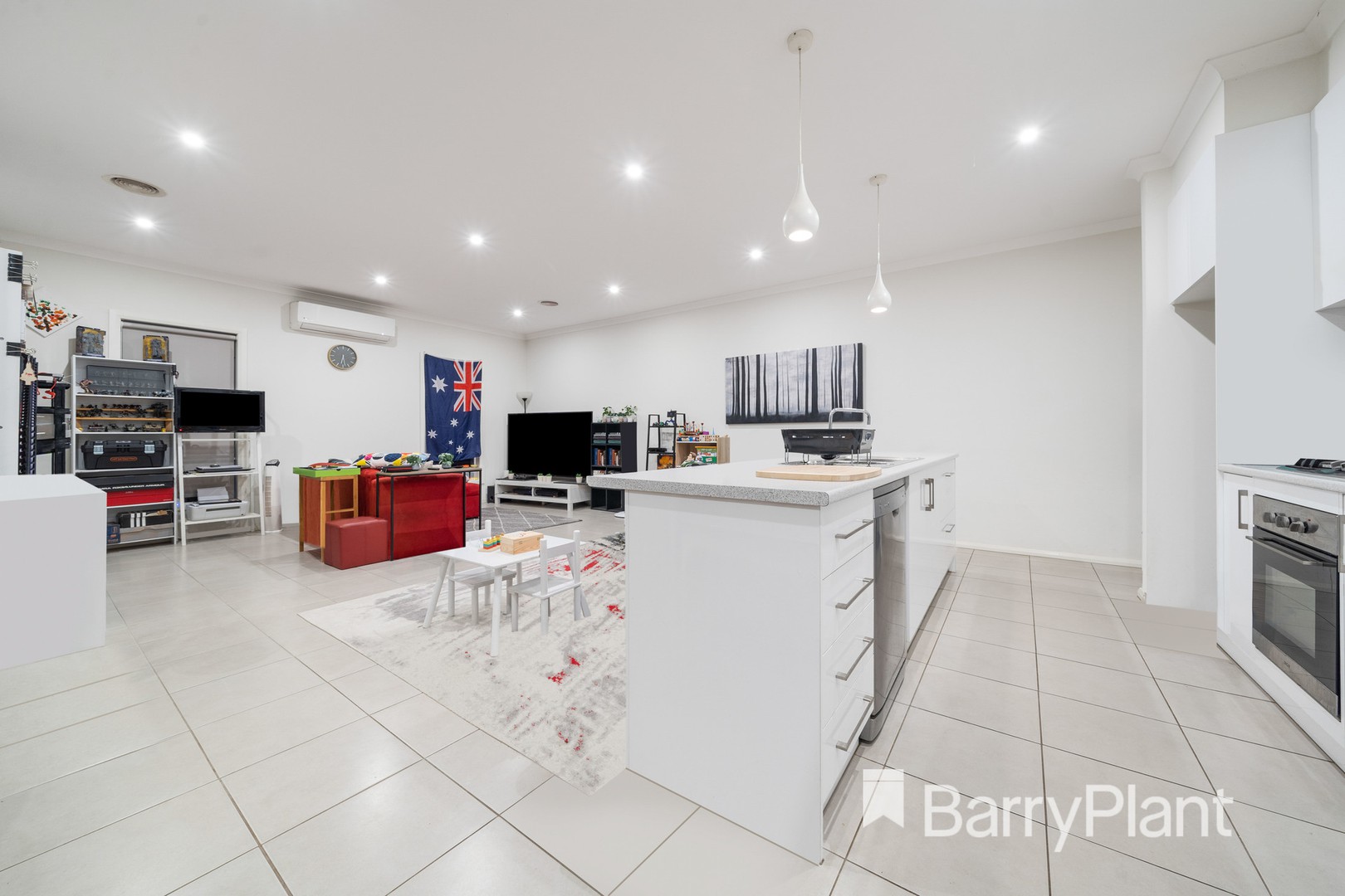 1/2 Retreat Place, Werribee, VIC 3030, Werribee - Thumbnail 4