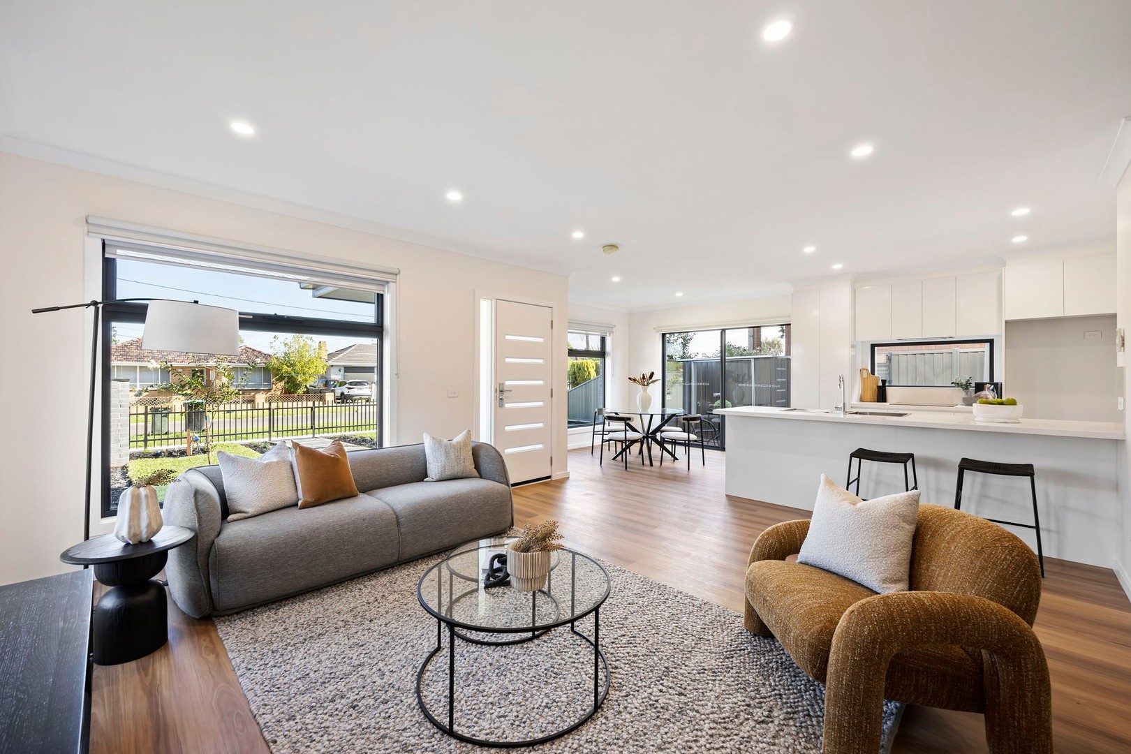 1/2 Robson Avenue, Avondale Heights, VIC 3034 - Thumbnail 2 - 20/03/2025