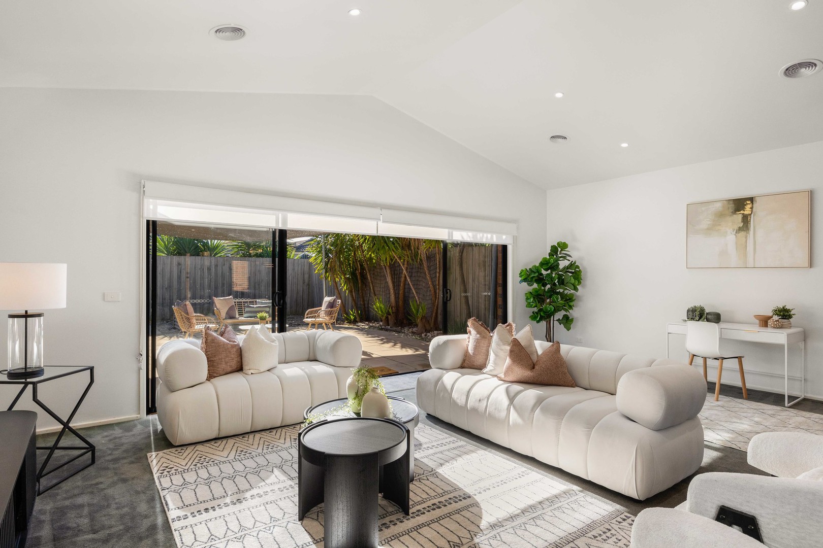 1/2 Sayvel Close, Hillside, VIC 3037, Hillside - Thumbnail 2