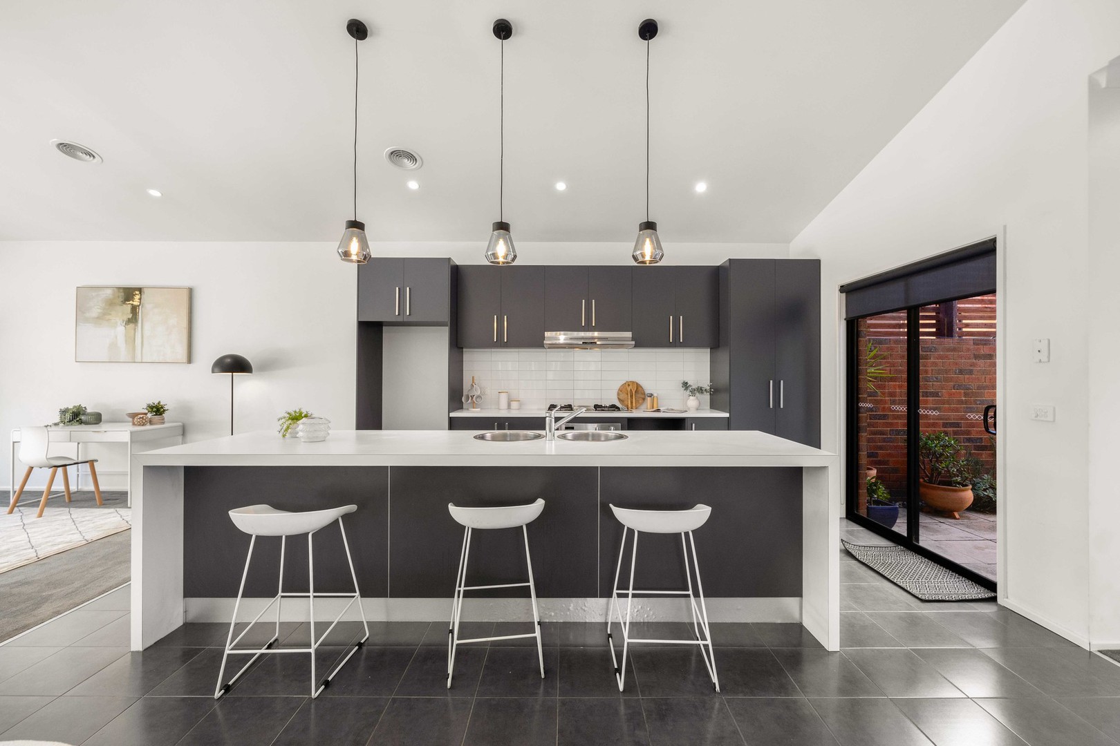 1/2 Sayvel Close, Hillside, VIC 3037, Hillside - Thumbnail 5