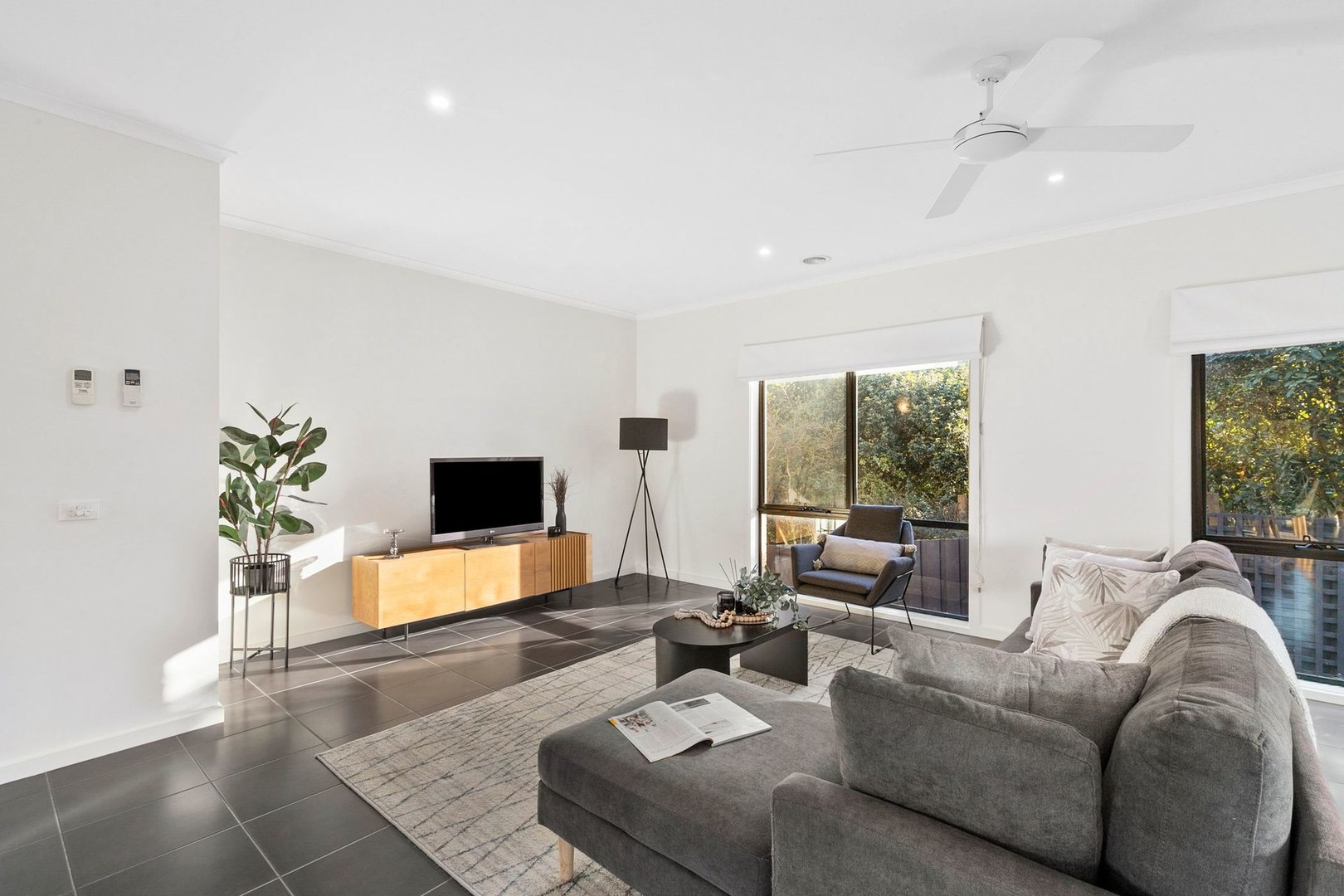 1/2 Shoubra Drive, Highton, VIC 3216, Highton - Thumbnail 7