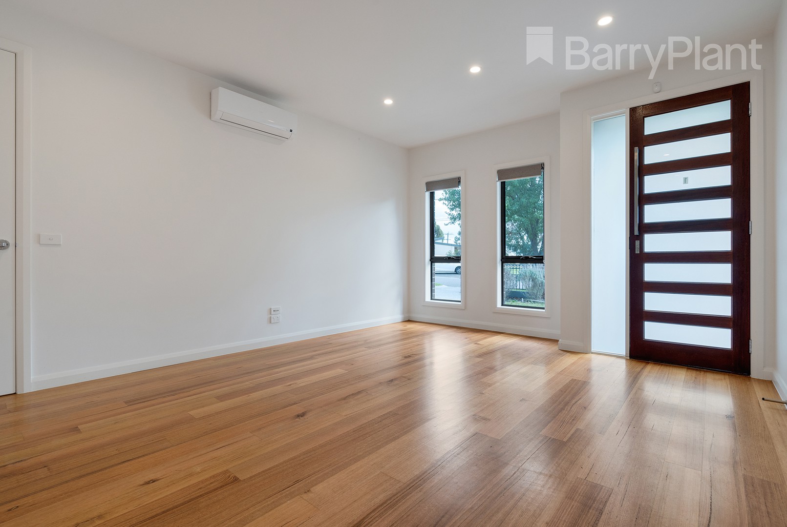 1/2 Spratling Street, Reservoir, VIC 3073, Reservoir - Thumbnail 3
