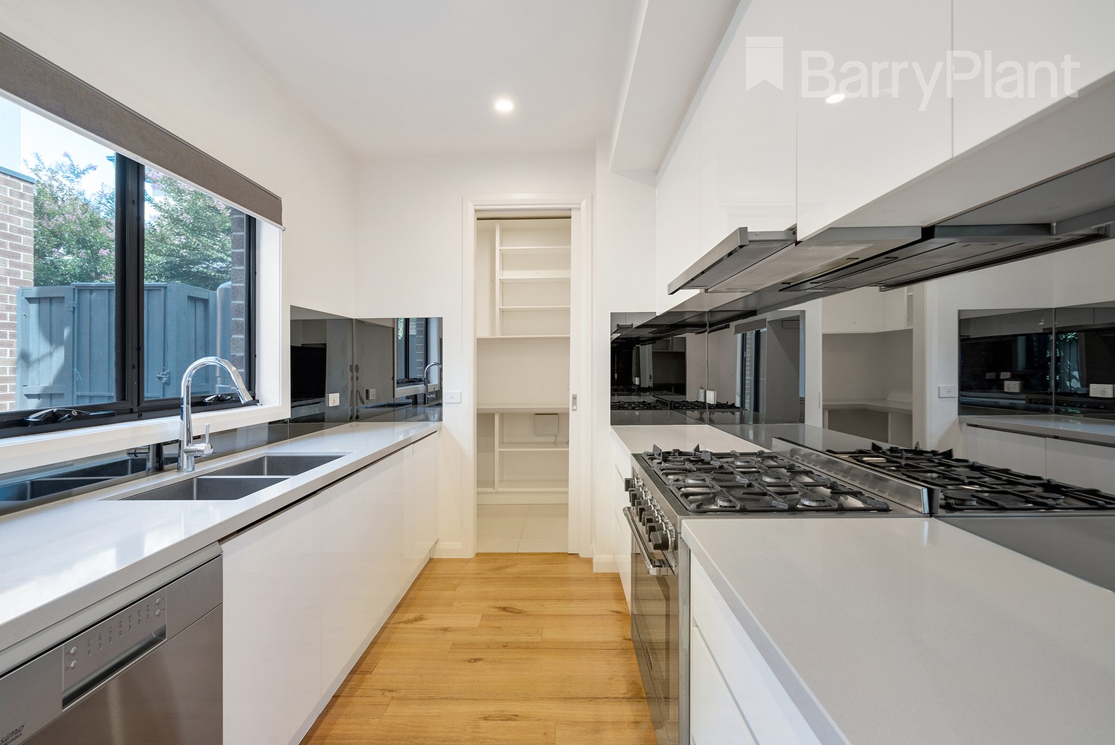1/2 Spratling Street, Reservoir, VIC 3073, Reservoir - Thumbnail 7