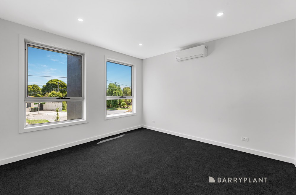 1/2 Stafford Court, Doncaster East, VIC 3109, Doncaster East - Thumbnail 5