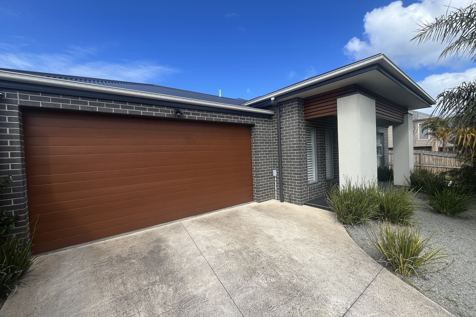 1/2 Torquay Road, Belmont, VIC 3216 - Thumbnail 1 - 10/12/2025