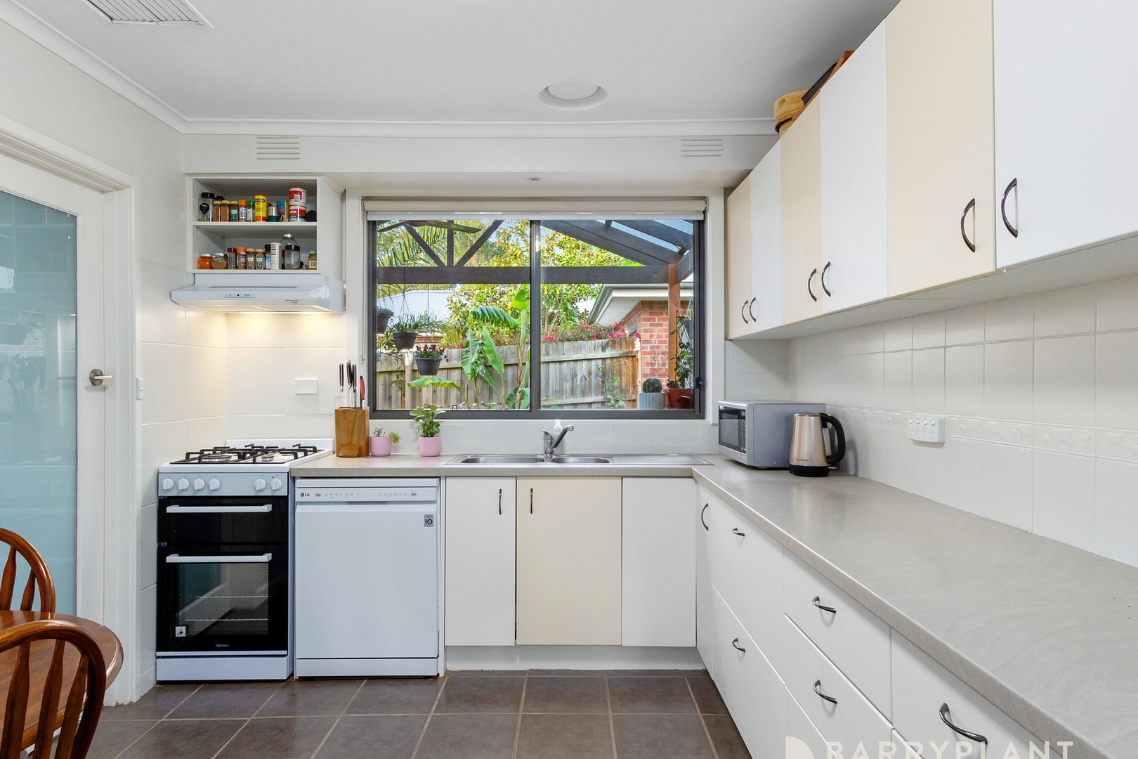 1/2 Vaughan Road, Ferntree Gully, VIC 3156, Ferntree Gully - Thumbnail 4