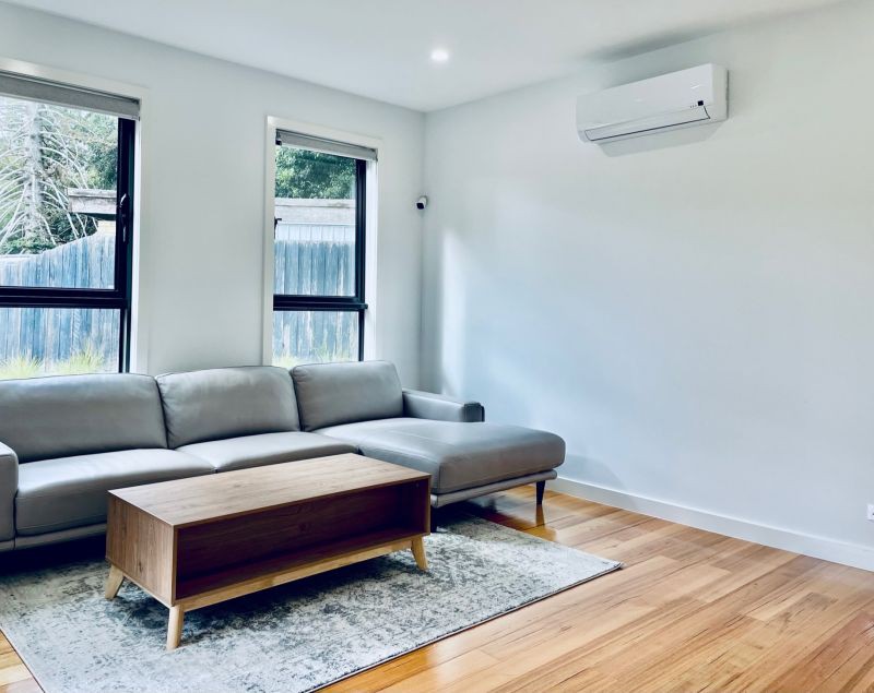 1/2 Yangoora Court, Mount Waverley, VIC 3149 - Thumbnail 1 - 06/03/2023