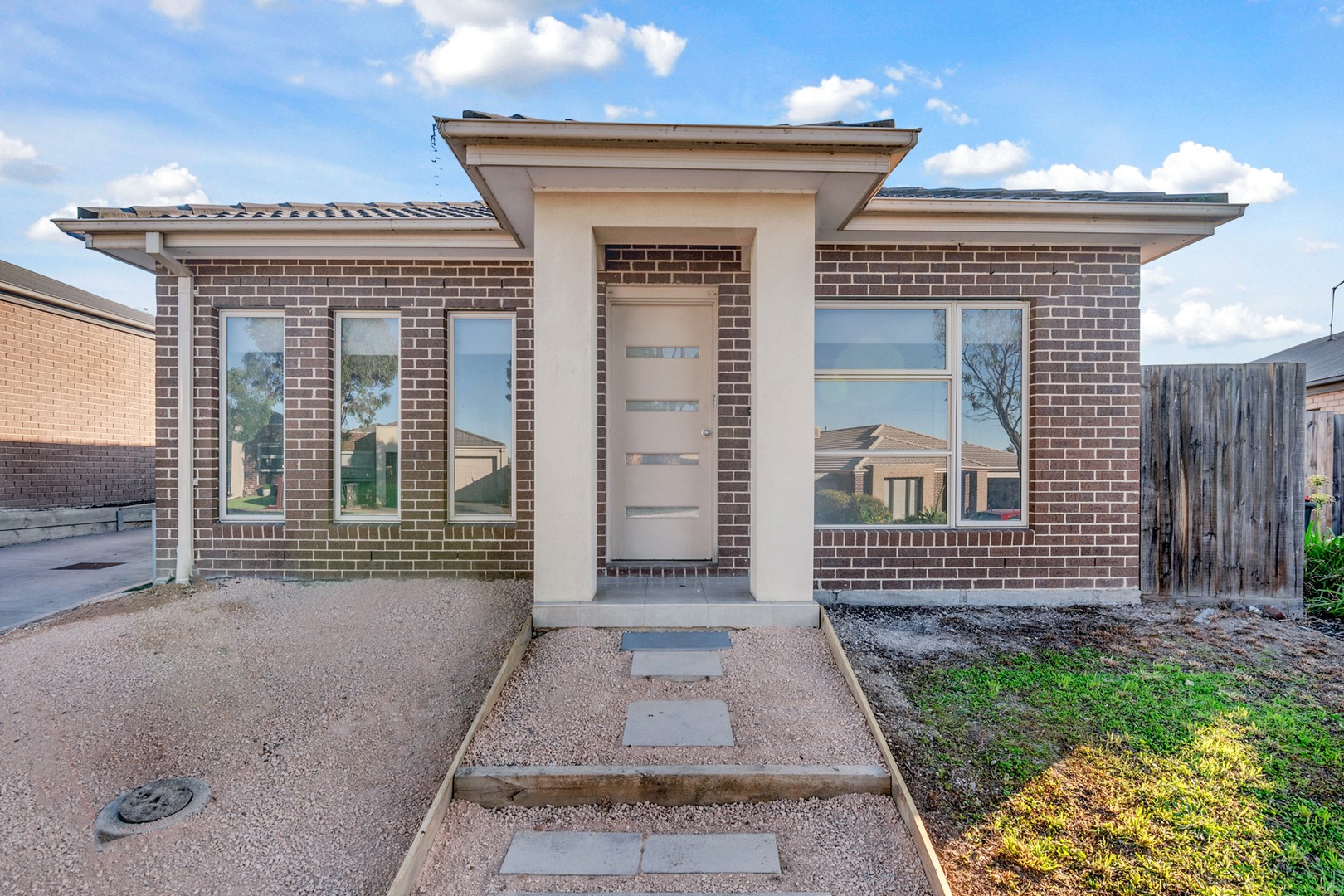 1/20 Leveque Loop, Craigieburn, VIC 3064, Craigieburn - Thumbnail 2