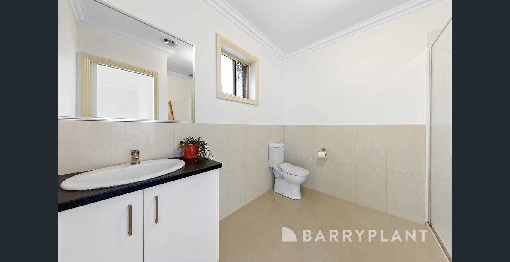 1/200 Biggs Street, St Albans, VIC 3021 - Thumbnail 2 - 06/11/2024