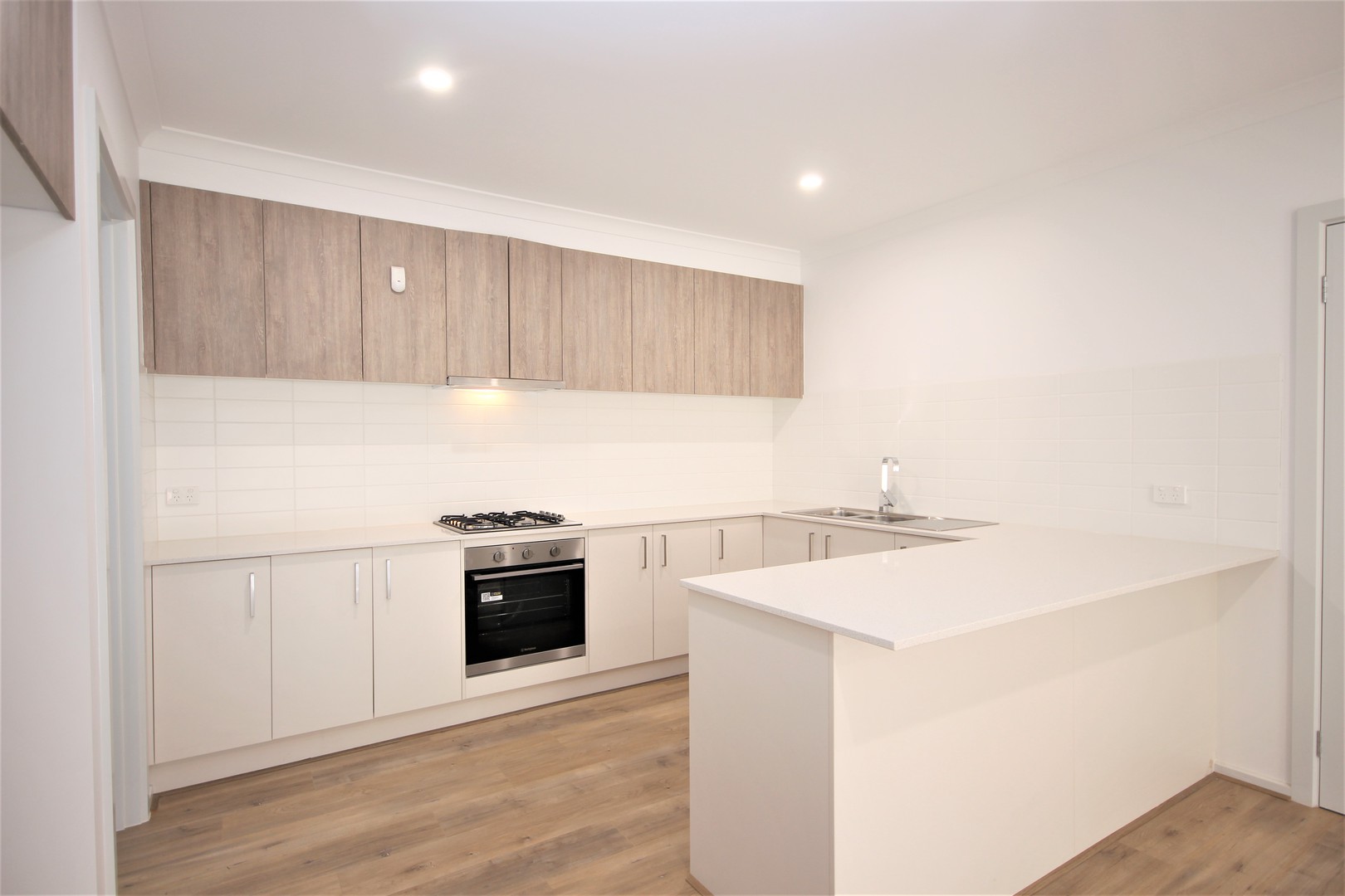 1/208 Bellerine Street, South Geelong, VIC 3220, South Geelong - Thumbnail 2
